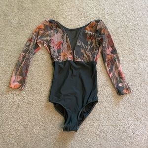 Eleve leotard